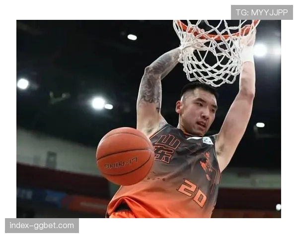 高位策应成内线新角色 陶汉林成山东进攻轴心